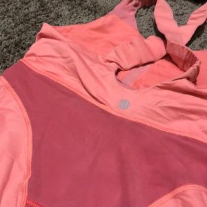 peach lululemon tank